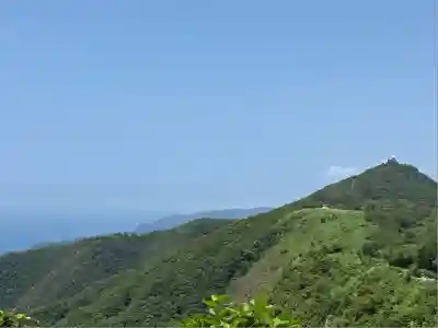 彌彦神社奥宮（御神廟）(新潟県)
