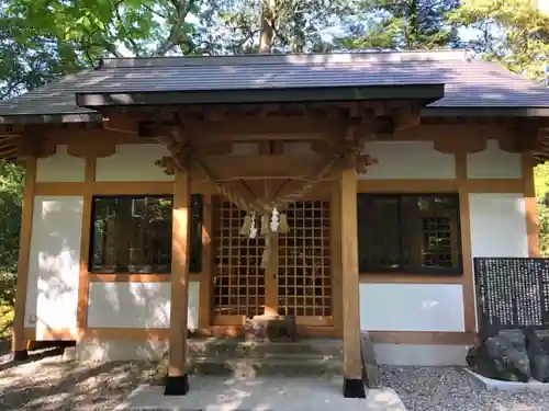 小原井神社の本殿・本堂