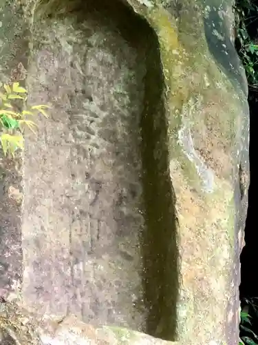 御館山稲荷神社の建物その他