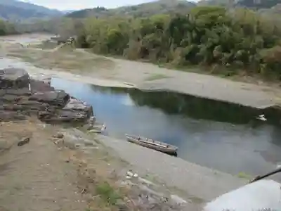 金崎神社の周辺