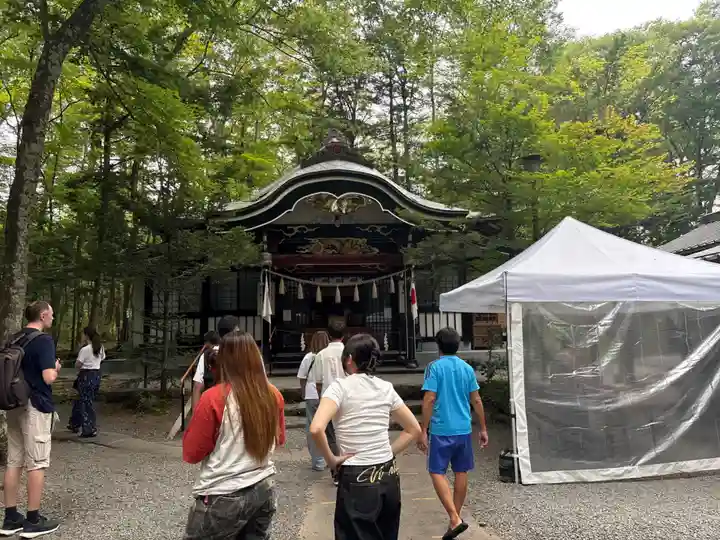 新屋山神社(山梨県)
