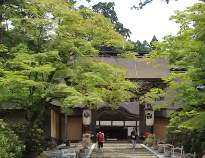 高野山金剛峯寺の山門・神門