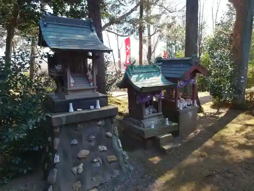 尾曳稲荷神社の末社