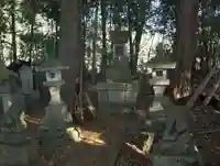 稲荷神社 仁王尊の末社・摂社