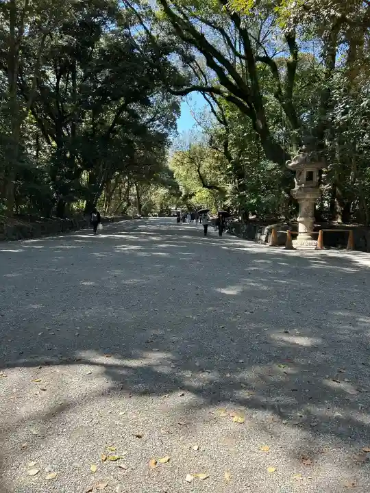 熱田神宮の{uncategorized: "未分類", other: "その他", undefined: "問題あり", building: "その他建物", grave: "お墓", sacred_gate: "鳥居", guardian: "狛犬", statue: "像", buddha: "仏像", history: "歴史", nature: "自然", garden: "庭園", animal: "動物", pagoda: "塔", temizu: "手水舎", mountain_gate: "山門・神門", sanctuary: "本殿・本堂", subordinate: "末社・摂社", art: "芸術", scenery: "景色", jizo: "地蔵", ema: "絵馬", goshuin: "御朱印", omikuji: "おみくじ", items: "授与品その他", amulet: "お守り", goshuincho: "御朱印帳", eats: "食事", festival: "お祭り", votive_dance: "神楽", shichigosan: "七五三参", wedding: "結婚式", experience: "体験その他", initially: "初詣", around: "周辺", anti_infection: "感染症対策"}