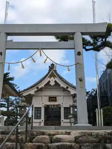 小川熱田社の{uncategorized: "未分類", other: "その他", undefined: "問題あり", building: "その他建物", grave: "お墓", sacred_gate: "鳥居", guardian: "狛犬", statue: "像", buddha: "仏像", history: "歴史", nature: "自然", garden: "庭園", animal: "動物", pagoda: "塔", temizu: "手水舎", mountain_gate: "山門・神門", sanctuary: "本殿・本堂", subordinate: "末社・摂社", art: "芸術", scenery: "景色", jizo: "地蔵", ema: "絵馬", goshuin: "御朱印", omikuji: "おみくじ", items: "授与品その他", amulet: "お守り", goshuincho: "御朱印帳", eats: "食事", festival: "お祭り", votive_dance: "神楽", shichigosan: "七五三参", wedding: "結婚式", experience: "体験その他", initially: "初詣", around: "周辺", anti_infection: "感染症対策"}