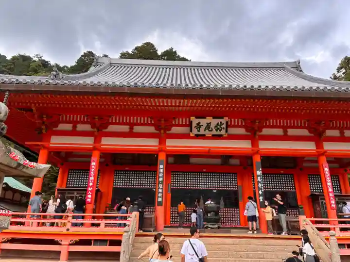 勝尾寺の本殿・本堂