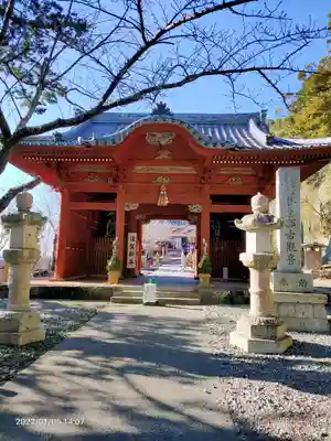 那古寺の山門・神門