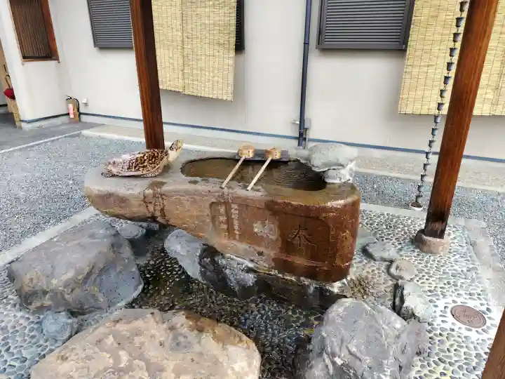 玄武神社の{uncategorized: "未分類", other: "その他", undefined: "問題あり", building: "その他建物", grave: "お墓", sacred_gate: "鳥居", guardian: "狛犬", statue: "像", buddha: "仏像", history: "歴史", nature: "自然", garden: "庭園", animal: "動物", pagoda: "塔", temizu: "手水舎", mountain_gate: "山門・神門", sanctuary: "本殿・本堂", subordinate: "末社・摂社", art: "芸術", scenery: "景色", jizo: "地蔵", ema: "絵馬", goshuin: "御朱印", omikuji: "おみくじ", items: "授与品その他", amulet: "お守り", goshuincho: "御朱印帳", eats: "食事", festival: "お祭り", votive_dance: "神楽", shichigosan: "七五三参", wedding: "結婚式", experience: "体験その他", initially: "初詣", around: "周辺", anti_infection: "感染症対策"}