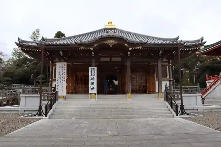 成田山新勝寺の本殿・本堂