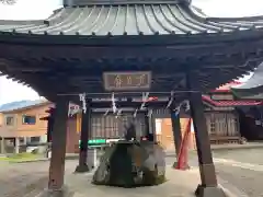 北東本宮小室浅間神社の手水