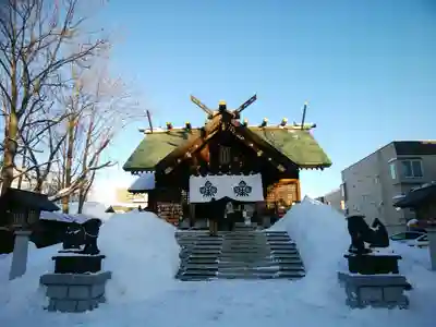 札幌諏訪神社の本殿・本堂