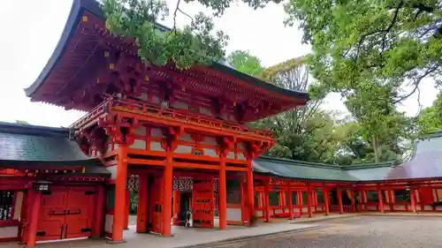 武蔵一宮氷川神社の山門・神門