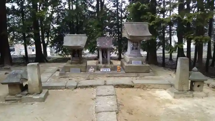 滑川神社 - 仕事と子どもの守り神の末社・摂社