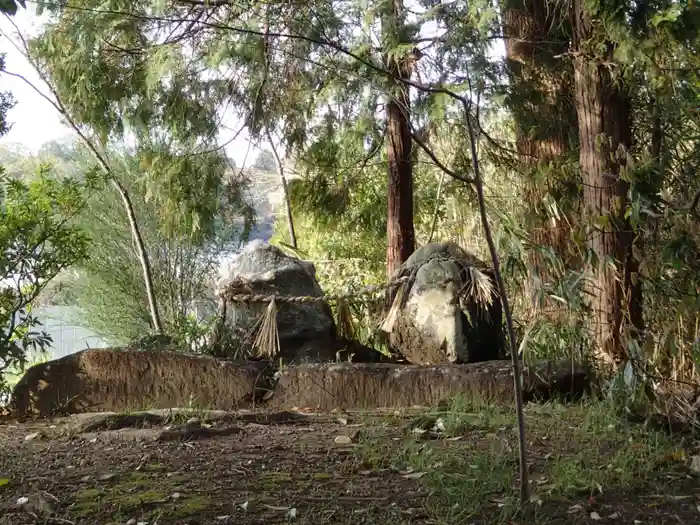 國津神社の建物その他