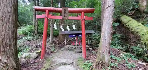 早池峯神社の末社