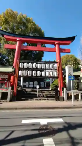 京濱伏見稲荷神社の{uncategorized: "未分類", other: "その他", undefined: "問題あり", building: "その他建物", grave: "お墓", sacred_gate: "鳥居", guardian: "狛犬", statue: "像", buddha: "仏像", history: "歴史", nature: "自然", garden: "庭園", animal: "動物", pagoda: "塔", temizu: "手水舎", mountain_gate: "山門・神門", sanctuary: "本殿・本堂", subordinate: "末社・摂社", art: "芸術", scenery: "景色", jizo: "地蔵", ema: "絵馬", goshuin: "御朱印", omikuji: "おみくじ", items: "授与品その他", amulet: "お守り", goshuincho: "御朱印帳", eats: "食事", festival: "お祭り", votive_dance: "神楽", shichigosan: "七五三参", wedding: "結婚式", experience: "体験その他", initially: "初詣", around: "周辺", anti_infection: "感染症対策"}