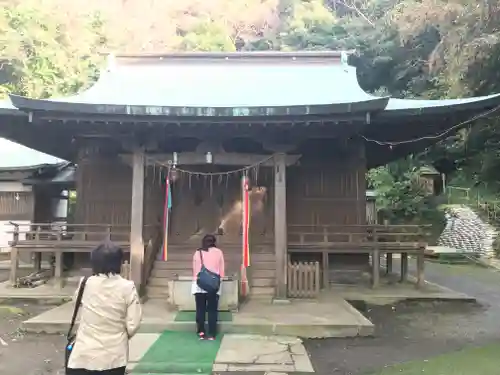 洲崎神社の本殿