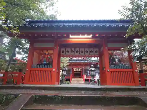 金澤神社の山門・神門
