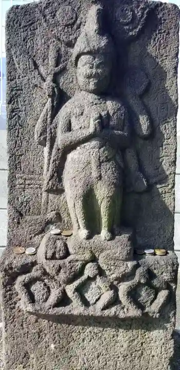 辰沼稲荷神社の仏像