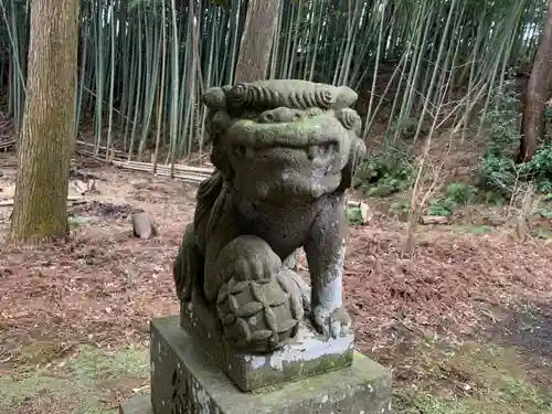 熊野神社の狛犬