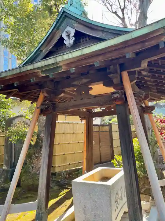 室泉寺の{uncategorized: "未分類", other: "その他", undefined: "問題あり", building: "その他建物", grave: "お墓", sacred_gate: "鳥居", guardian: "狛犬", statue: "像", buddha: "仏像", history: "歴史", nature: "自然", garden: "庭園", animal: "動物", pagoda: "塔", temizu: "手水舎", mountain_gate: "山門・神門", sanctuary: "本殿・本堂", subordinate: "末社・摂社", art: "芸術", scenery: "景色", jizo: "地蔵", ema: "絵馬", goshuin: "御朱印", omikuji: "おみくじ", items: "授与品その他", amulet: "お守り", goshuincho: "御朱印帳", eats: "食事", festival: "お祭り", votive_dance: "神楽", shichigosan: "七五三参", wedding: "結婚式", experience: "体験その他", initially: "初詣", around: "周辺", anti_infection: "感染症対策"}