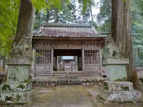 八王子神社の狛犬