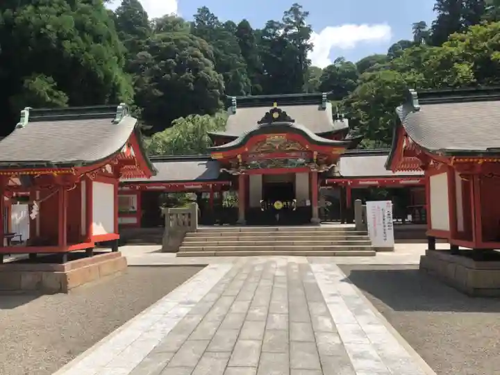 霧島神宮の本殿・本堂