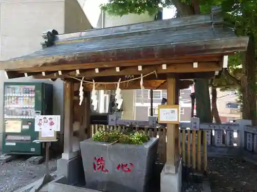 高円寺氷川神社の手水