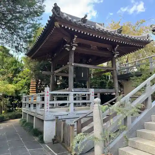 玄国寺の{uncategorized: "未分類", other: "その他", undefined: "問題あり", building: "その他建物", grave: "お墓", sacred_gate: "鳥居", guardian: "狛犬", statue: "像", buddha: "仏像", history: "歴史", nature: "自然", garden: "庭園", animal: "動物", pagoda: "塔", temizu: "手水舎", mountain_gate: "山門・神門", sanctuary: "本殿・本堂", subordinate: "末社・摂社", art: "芸術", scenery: "景色", jizo: "地蔵", ema: "絵馬", goshuin: "御朱印", omikuji: "おみくじ", items: "授与品その他", amulet: "お守り", goshuincho: "御朱印帳", eats: "食事", festival: "お祭り", votive_dance: "神楽", shichigosan: "七五三参", wedding: "結婚式", experience: "体験その他", initially: "初詣", around: "周辺", anti_infection: "感染症対策"}