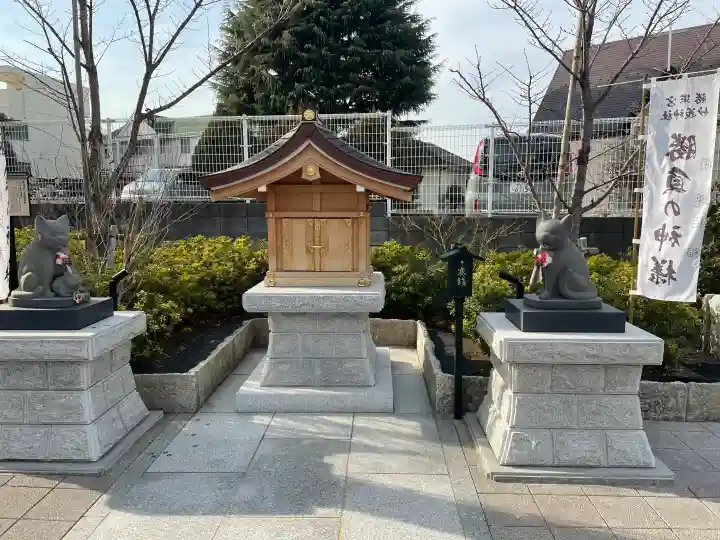 駒込妙義神社の{uncategorized: "未分類", other: "その他", undefined: "問題あり", building: "その他建物", grave: "お墓", sacred_gate: "鳥居", guardian: "狛犬", statue: "像", buddha: "仏像", history: "歴史", nature: "自然", garden: "庭園", animal: "動物", pagoda: "塔", temizu: "手水舎", mountain_gate: "山門・神門", sanctuary: "本殿・本堂", subordinate: "末社・摂社", art: "芸術", scenery: "景色", jizo: "地蔵", ema: "絵馬", goshuin: "御朱印", omikuji: "おみくじ", items: "授与品その他", amulet: "お守り", goshuincho: "御朱印帳", eats: "食事", festival: "お祭り", votive_dance: "神楽", shichigosan: "七五三参", wedding: "結婚式", experience: "体験その他", initially: "初詣", around: "周辺", anti_infection: "感染症対策"}
