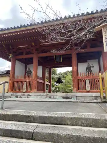 叡福寺の山門