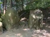 黄泉比良坂の{uncategorized: "未分類", other: "その他", undefined: "問題あり", building: "その他建物", grave: "お墓", sacred_gate: "鳥居", guardian: "狛犬", statue: "像", buddha: "仏像", history: "歴史", nature: "自然", garden: "庭園", animal: "動物", pagoda: "塔", temizu: "手水舎", mountain_gate: "山門・神門", sanctuary: "本殿・本堂", subordinate: "末社・摂社", art: "芸術", scenery: "景色", jizo: "地蔵", ema: "絵馬", goshuin: "御朱印", omikuji: "おみくじ", items: "授与品その他", amulet: "お守り", goshuincho: "御朱印帳", eats: "食事", festival: "お祭り", votive_dance: "神楽", shichigosan: "七五三参", wedding: "結婚式", experience: "体験その他", initially: "初詣", around: "周辺", anti_infection: "感染症対策"}