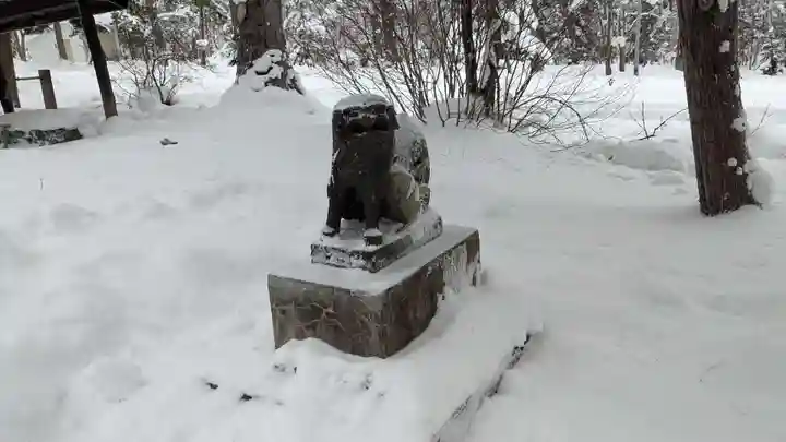 雨紛神社の狛犬