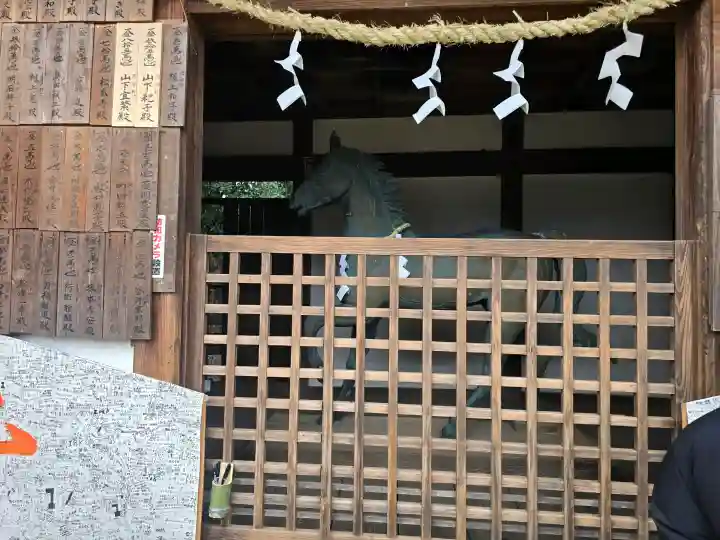 廣瀬大社の{uncategorized: "未分類", other: "その他", undefined: "問題あり", building: "その他建物", grave: "お墓", sacred_gate: "鳥居", guardian: "狛犬", statue: "像", buddha: "仏像", history: "歴史", nature: "自然", garden: "庭園", animal: "動物", pagoda: "塔", temizu: "手水舎", mountain_gate: "山門・神門", sanctuary: "本殿・本堂", subordinate: "末社・摂社", art: "芸術", scenery: "景色", jizo: "地蔵", ema: "絵馬", goshuin: "御朱印", omikuji: "おみくじ", items: "授与品その他", amulet: "お守り", goshuincho: "御朱印帳", eats: "食事", festival: "お祭り", votive_dance: "神楽", shichigosan: "七五三参", wedding: "結婚式", experience: "体験その他", initially: "初詣", around: "周辺", anti_infection: "感染症対策"}