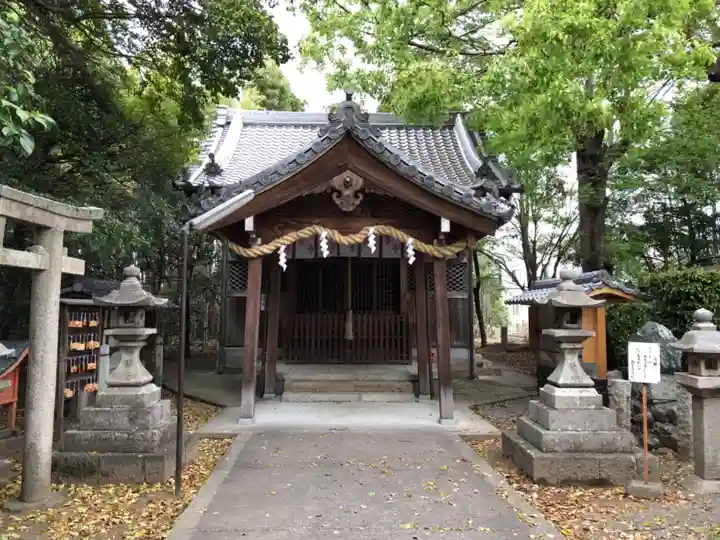 菱妻神社の本殿・本堂