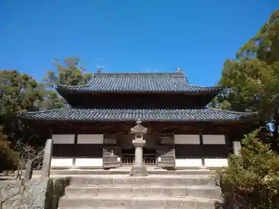 観世音寺の本殿・本堂