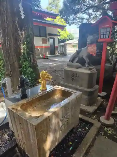 花園神社の手水舎