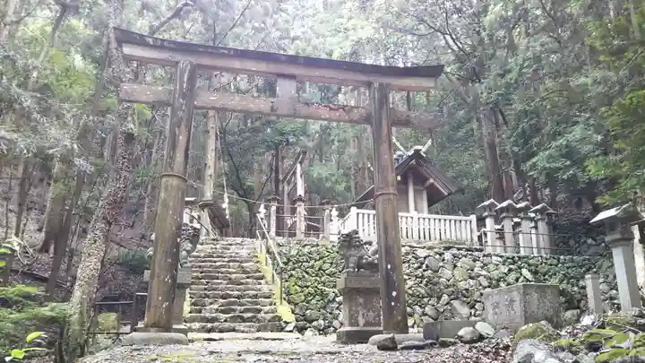 合格神社の鳥居