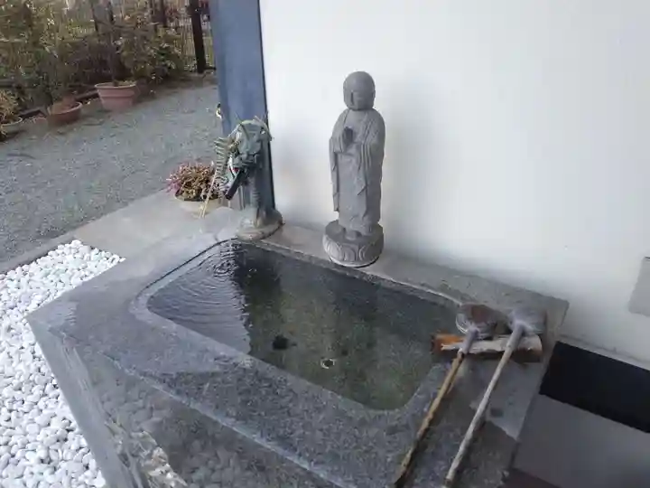 金剛院の手水舎