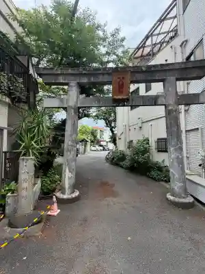 中原八幡神社の{uncategorized: "未分類", other: "その他", undefined: "問題あり", building: "その他建物", grave: "お墓", sacred_gate: "鳥居", guardian: "狛犬", statue: "像", buddha: "仏像", history: "歴史", nature: "自然", garden: "庭園", animal: "動物", pagoda: "塔", temizu: "手水舎", mountain_gate: "山門・神門", sanctuary: "本殿・本堂", subordinate: "末社・摂社", art: "芸術", scenery: "景色", jizo: "地蔵", ema: "絵馬", goshuin: "御朱印", omikuji: "おみくじ", items: "授与品その他", amulet: "お守り", goshuincho: "御朱印帳", eats: "食事", festival: "お祭り", votive_dance: "神楽", shichigosan: "七五三参", wedding: "結婚式", experience: "体験その他", initially: "初詣", around: "周辺", anti_infection: "感染症対策"}