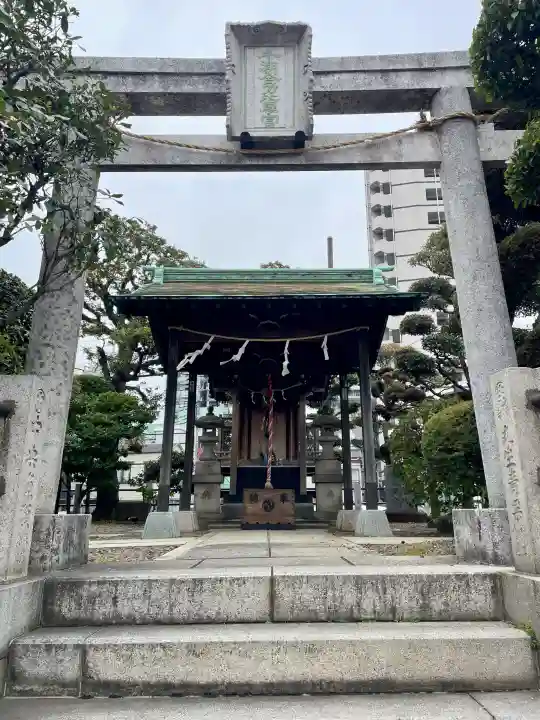 千潮金刀比羅宮の{uncategorized: "未分類", other: "その他", undefined: "問題あり", building: "その他建物", grave: "お墓", sacred_gate: "鳥居", guardian: "狛犬", statue: "像", buddha: "仏像", history: "歴史", nature: "自然", garden: "庭園", animal: "動物", pagoda: "塔", temizu: "手水舎", mountain_gate: "山門・神門", sanctuary: "本殿・本堂", subordinate: "末社・摂社", art: "芸術", scenery: "景色", jizo: "地蔵", ema: "絵馬", goshuin: "御朱印", omikuji: "おみくじ", items: "授与品その他", amulet: "お守り", goshuincho: "御朱印帳", eats: "食事", festival: "お祭り", votive_dance: "神楽", shichigosan: "七五三参", wedding: "結婚式", experience: "体験その他", initially: "初詣", around: "周辺", anti_infection: "感染症対策"}