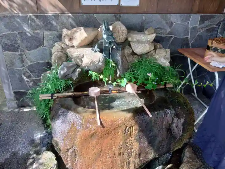 宇多須神社の手水舎