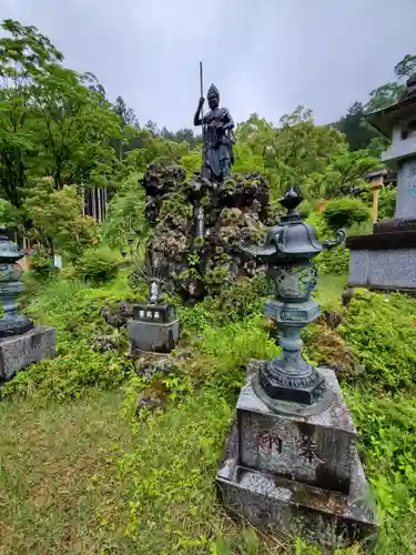 金剛山瑞峯寺(金剛不動尊) の仏像