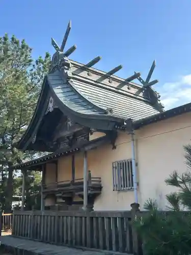 諏訪神社の{uncategorized: "未分類", other: "その他", undefined: "問題あり", building: "その他建物", grave: "お墓", sacred_gate: "鳥居", guardian: "狛犬", statue: "像", buddha: "仏像", history: "歴史", nature: "自然", garden: "庭園", animal: "動物", pagoda: "塔", temizu: "手水舎", mountain_gate: "山門・神門", sanctuary: "本殿・本堂", subordinate: "末社・摂社", art: "芸術", scenery: "景色", jizo: "地蔵", ema: "絵馬", goshuin: "御朱印", omikuji: "おみくじ", items: "授与品その他", amulet: "お守り", goshuincho: "御朱印帳", eats: "食事", festival: "お祭り", votive_dance: "神楽", shichigosan: "七五三参", wedding: "結婚式", experience: "体験その他", initially: "初詣", around: "周辺", anti_infection: "感染症対策"}