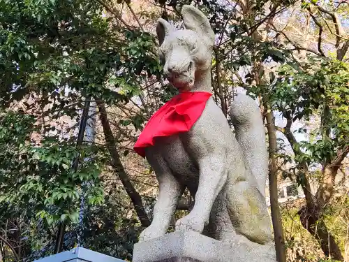 諏訪神社・諏訪山稲荷神社の狛犬