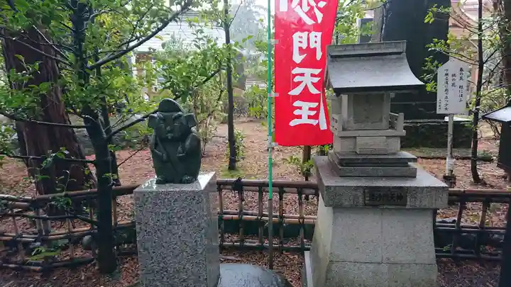 亀ケ池八幡宮の末社・摂社