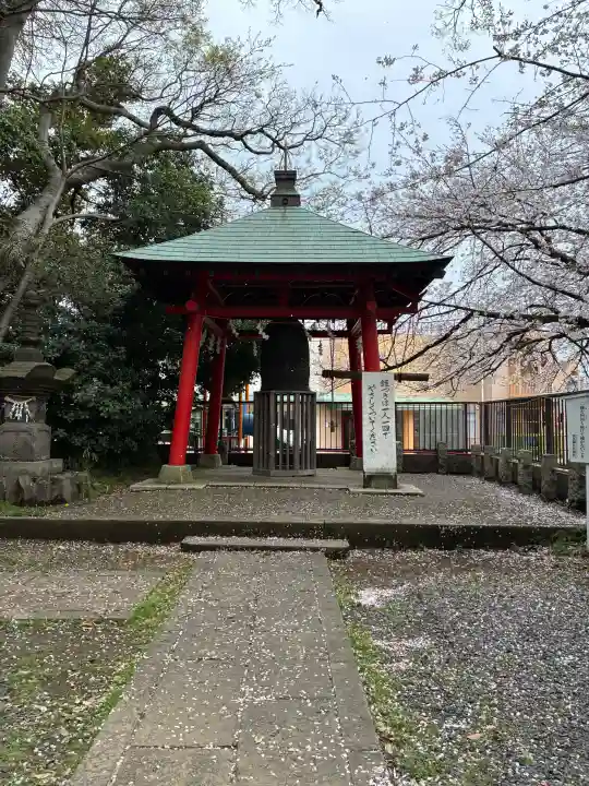 前鳥神社の{uncategorized: "未分類", other: "その他", undefined: "問題あり", building: "その他建物", grave: "お墓", sacred_gate: "鳥居", guardian: "狛犬", statue: "像", buddha: "仏像", history: "歴史", nature: "自然", garden: "庭園", animal: "動物", pagoda: "塔", temizu: "手水舎", mountain_gate: "山門・神門", sanctuary: "本殿・本堂", subordinate: "末社・摂社", art: "芸術", scenery: "景色", jizo: "地蔵", ema: "絵馬", goshuin: "御朱印", omikuji: "おみくじ", items: "授与品その他", amulet: "お守り", goshuincho: "御朱印帳", eats: "食事", festival: "お祭り", votive_dance: "神楽", shichigosan: "七五三参", wedding: "結婚式", experience: "体験その他", initially: "初詣", around: "周辺", anti_infection: "感染症対策"}