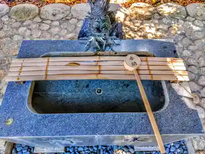 八劔社（野並）の手水舎