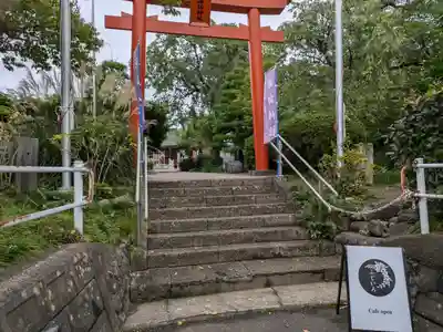 諏訪神社の鳥居
